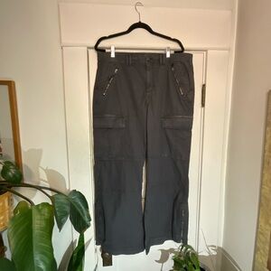 American Eagle Outfitters Low Rise Baggy Flare Cargo Pants